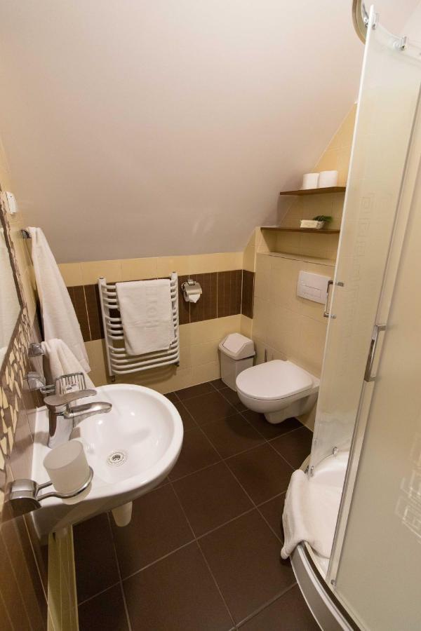 Osrodek Wypoczynkowy Iskra Hotel Piwniczna-Zdroj Værelse billede